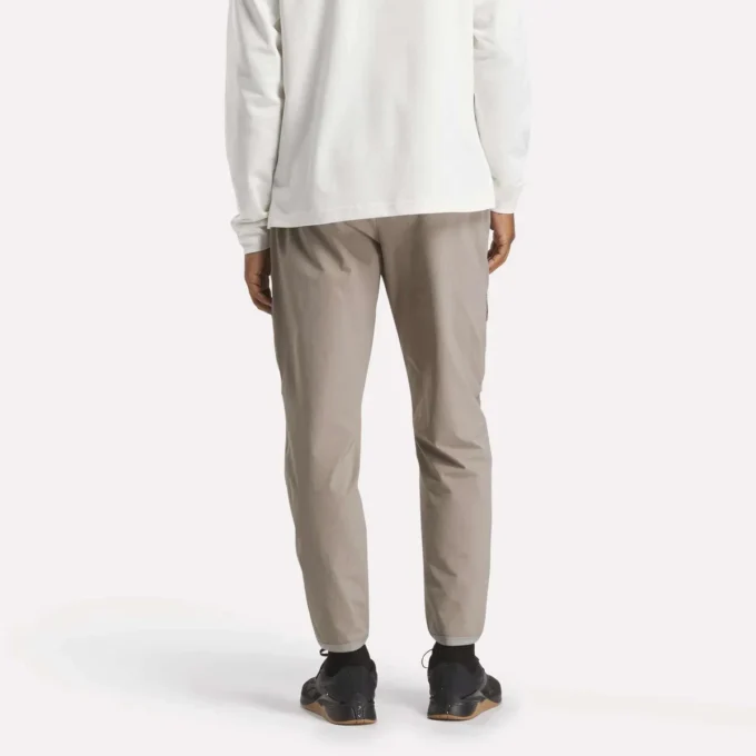 Men’s Active Collective SkyStretch Woven Cargo Pants Men’s Active Collective SkyStretch Woven Cargo Pants