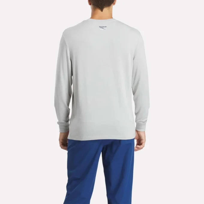 Men’s Long Sleeve Golf Sweatshirt Men’s Long Sleeve Golf Sweatshirt