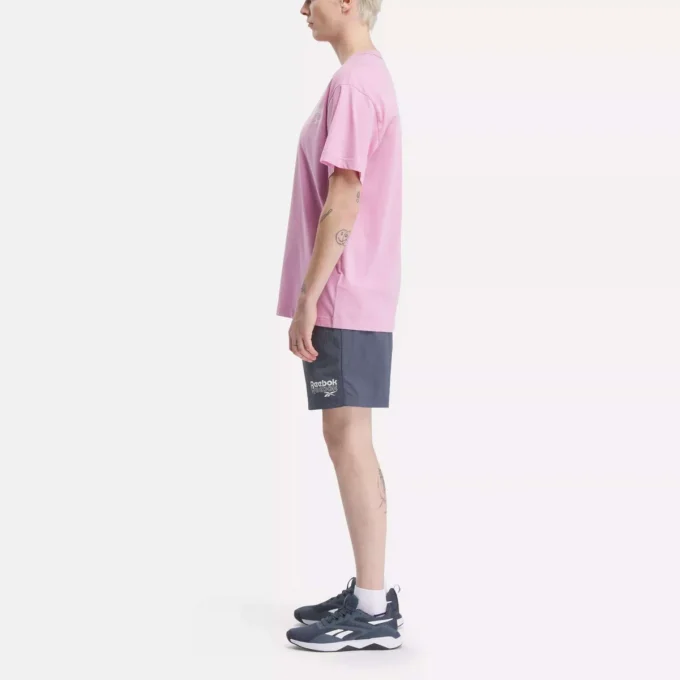 Men’s Reebok Identity Brand Proud Graphic Short Sleeve T-Shirt Men’s Reebok Identity Brand Proud Graphic Short Sleeve T-Shirt