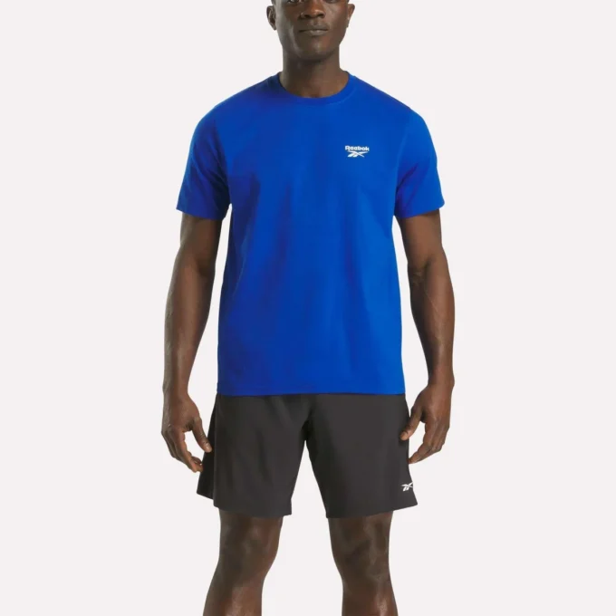 Men’s Small Logo Crewneck Short Sleeve T-Shirt Men’s Small Logo Crewneck Short Sleeve T-Shirt