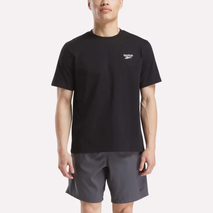 Men’s Small Logo Crewneck Short Sleeve T-Shirt Men’s Small Logo Crewneck Short Sleeve T-Shirt