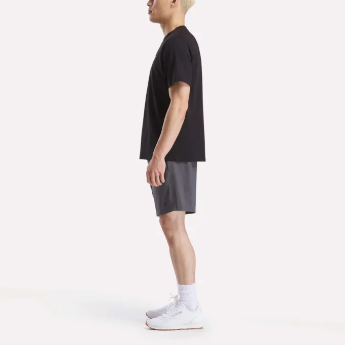 Men’s Small Logo Crewneck Short Sleeve T-Shirt Men’s Small Logo Crewneck Short Sleeve T-Shirt