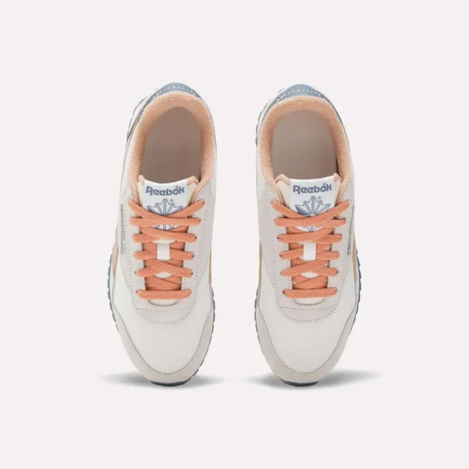 Women’s Classic AZ Shoes