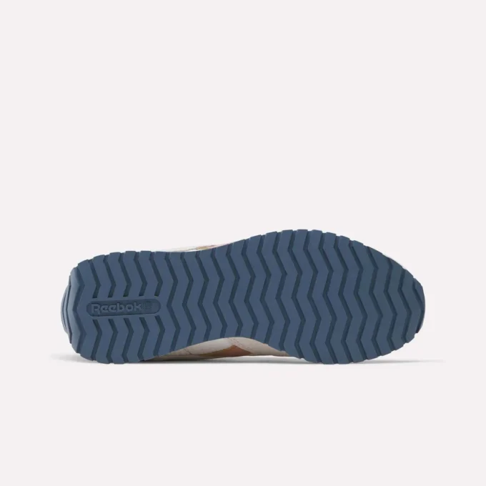 Women’s Classic AZ Shoes