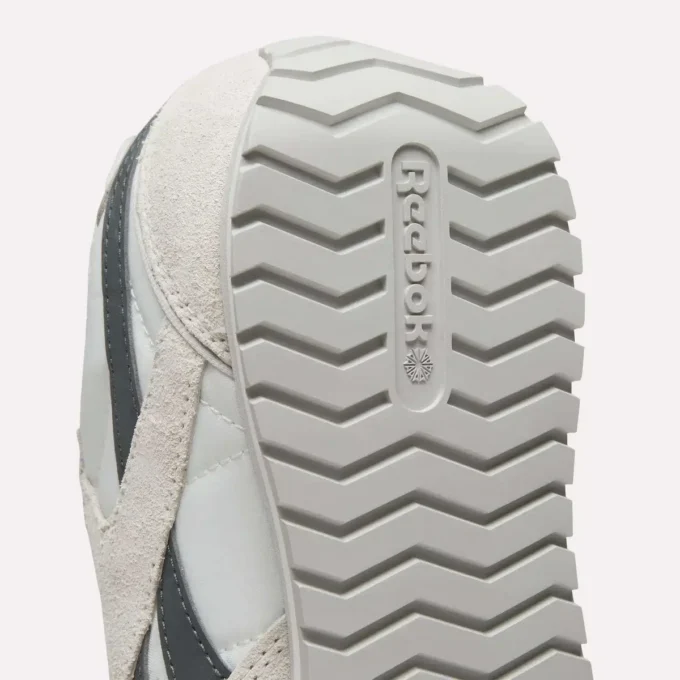 Women’s Classic AZ Shoes Women’s Classic AZ Shoes