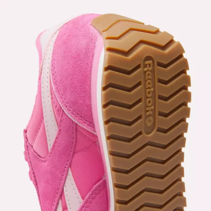 Women’s Classic AZ Shoes Women’s Classic AZ Shoes
