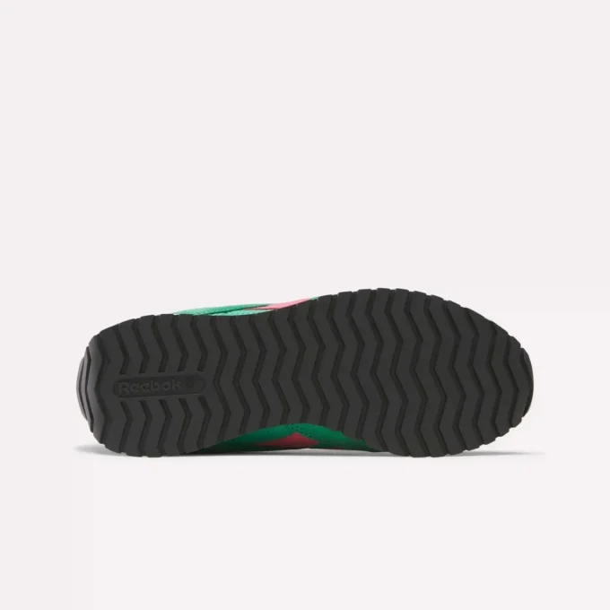 Women’s Classic AZ Shoes