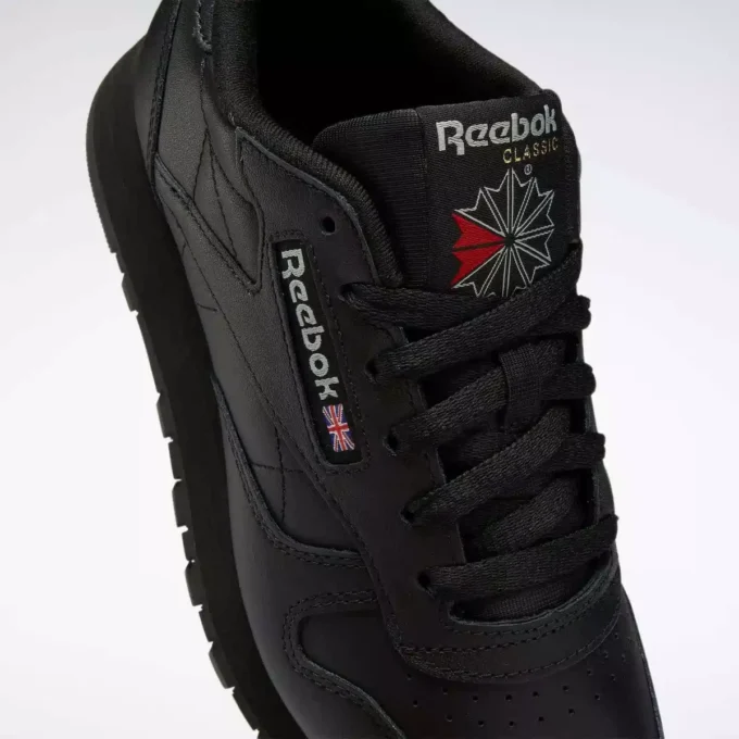 Women’s Classic Leather Shoes Women’s Classic Leather Shoes