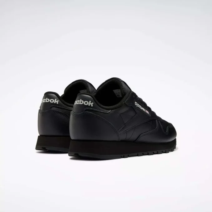Women’s Classic Leather Shoes Women’s Classic Leather Shoes