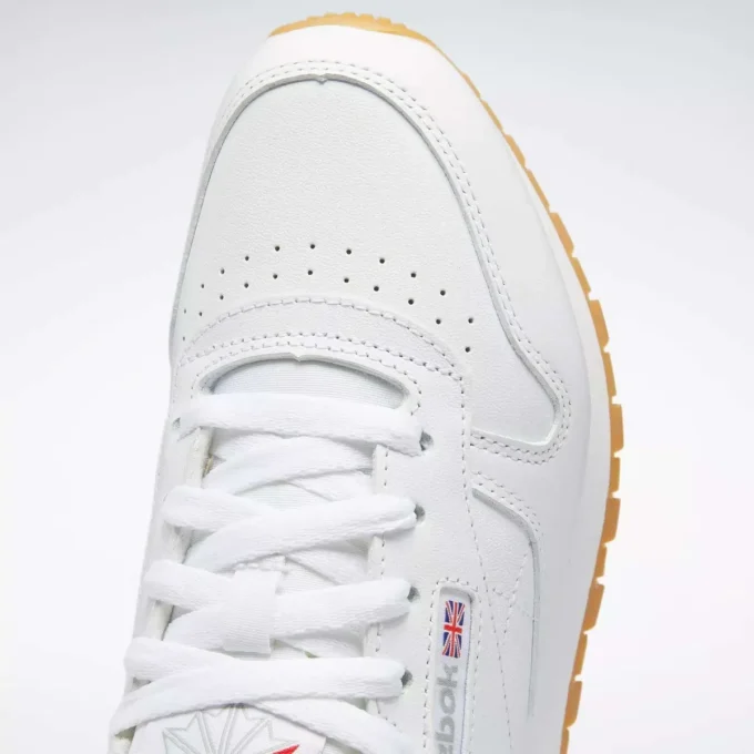 Women’s Classic Leather Shoes Women’s Classic Leather Shoes