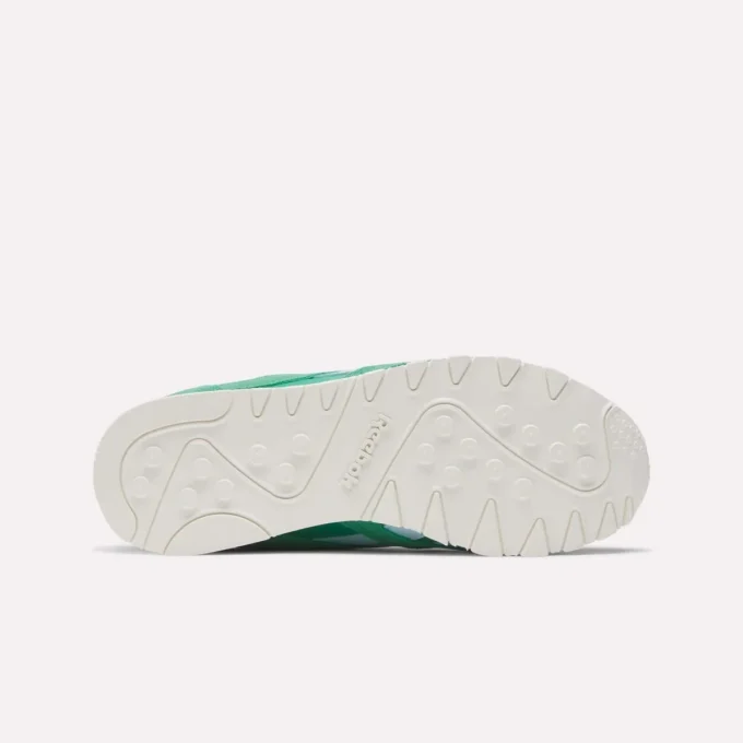Women’s Classic Nylon Shoes Women’s Classic Nylon Shoes