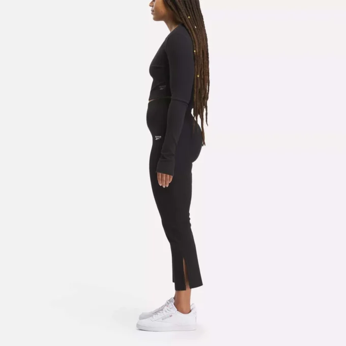 Women’s Classics Wardrobe Essentials Long Sleeve T-Shirt