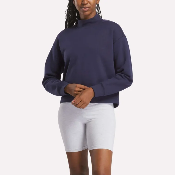 Women’s Small Vector Mockneck Sweatshirt