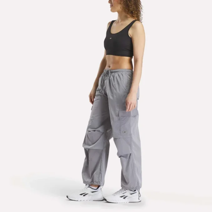 Women’s Studio Style Cargo Pants