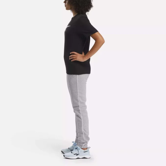 Women’s Vector Graphic T-Shirt