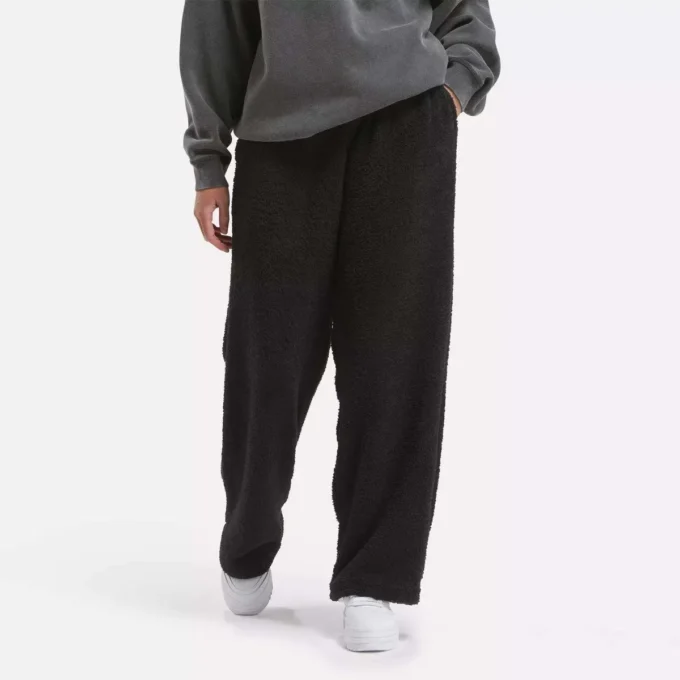 Women’s Wardrobe Essentials Cozy Bottoms