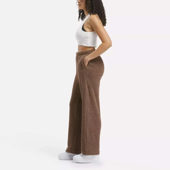 Women’s Wardrobe Essentials Cozy Bottoms