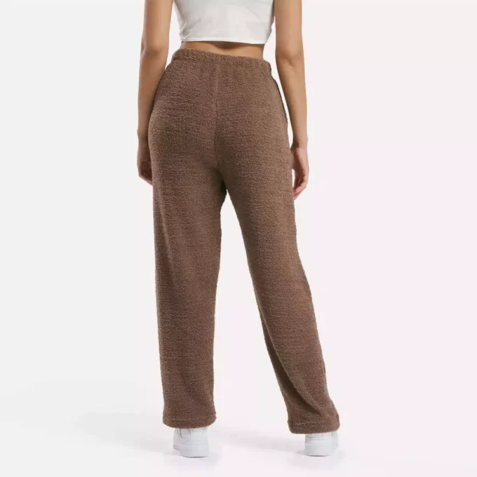 Women’s Wardrobe Essentials Cozy Bottoms